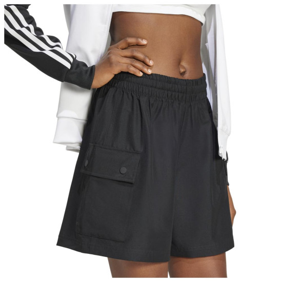Adidas Γυναικείο σορτς Essentials Woven Cargo Shorts